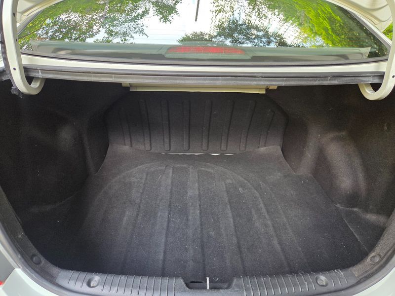 2012 Hyundai Accent Diesel 1.6 VGT Premier photo 19