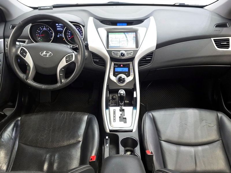 2012 Hyundai Avante M16 GDI Premier photo 7
