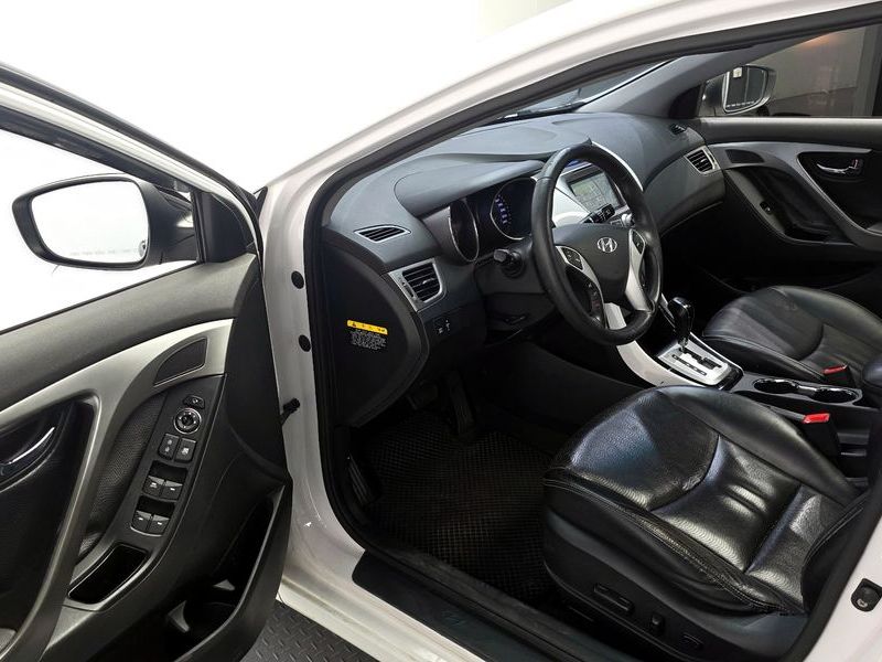 2012 Hyundai Avante M16 GDI Premier photo 10