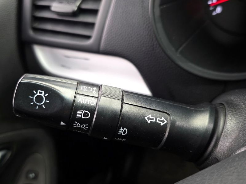 2012 Kia Morning Deluxe special photo 18