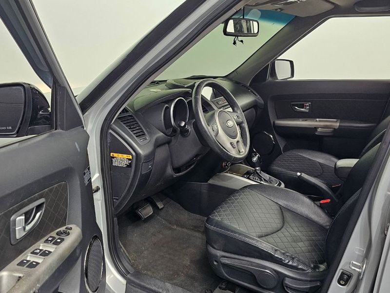 2012 Kia 쏘울 Diesel 1.6 Premium photo 10
