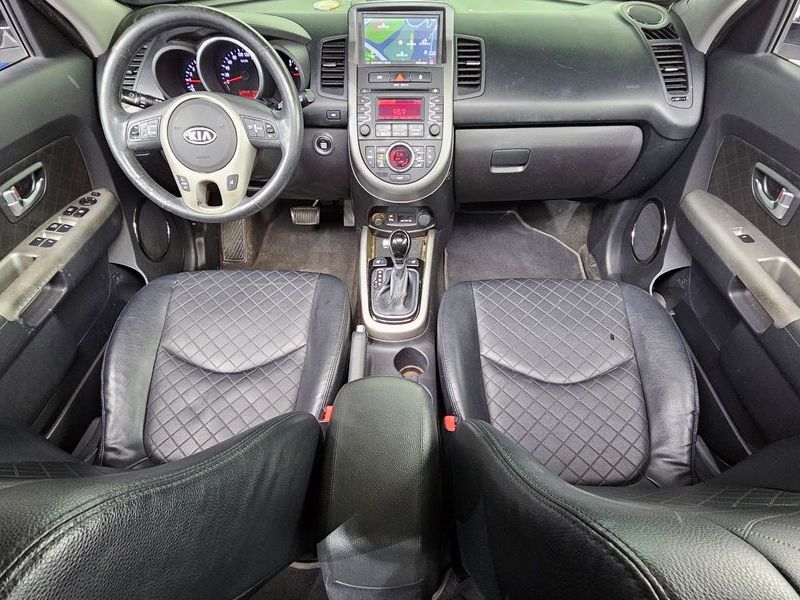 2012 Kia 쏘울 Diesel 1.6 Premium photo 7