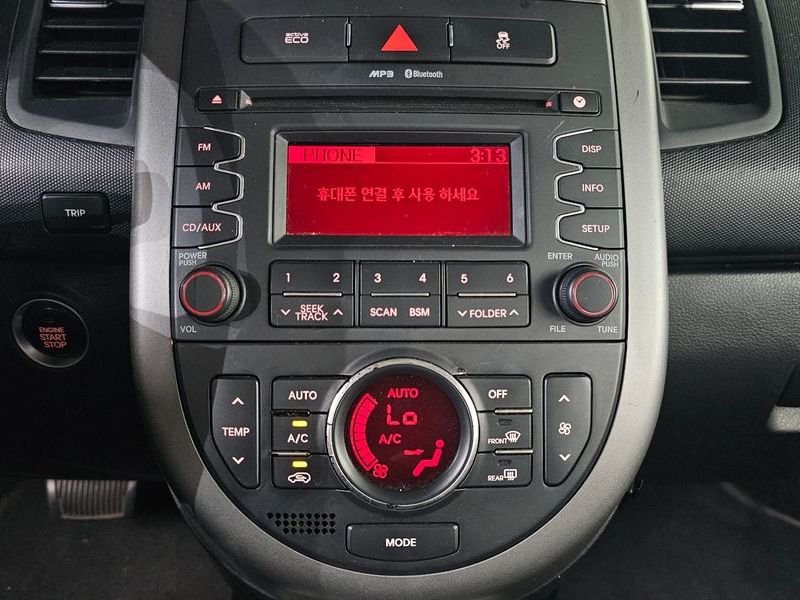 2012 Kia 쏘울 Diesel 1.6 Premium photo 16