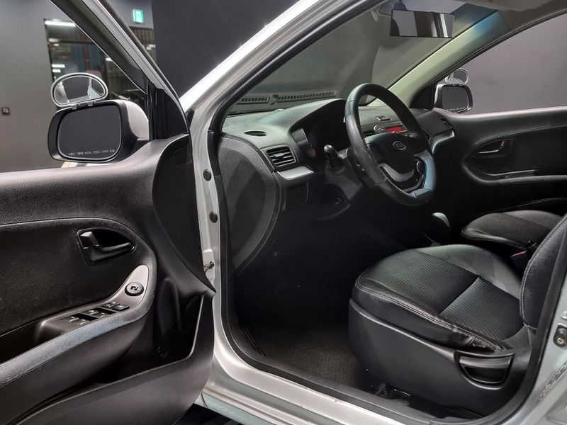 2012 Kia Morning Deluxe photo 11
