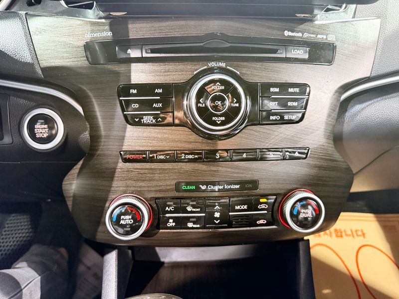 2012 Kia K7 3.0 GDI Luxury photo 11