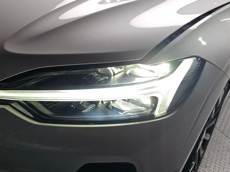 2026 Volvo XC60 B5 Ultra Bright Air Sus photo 22