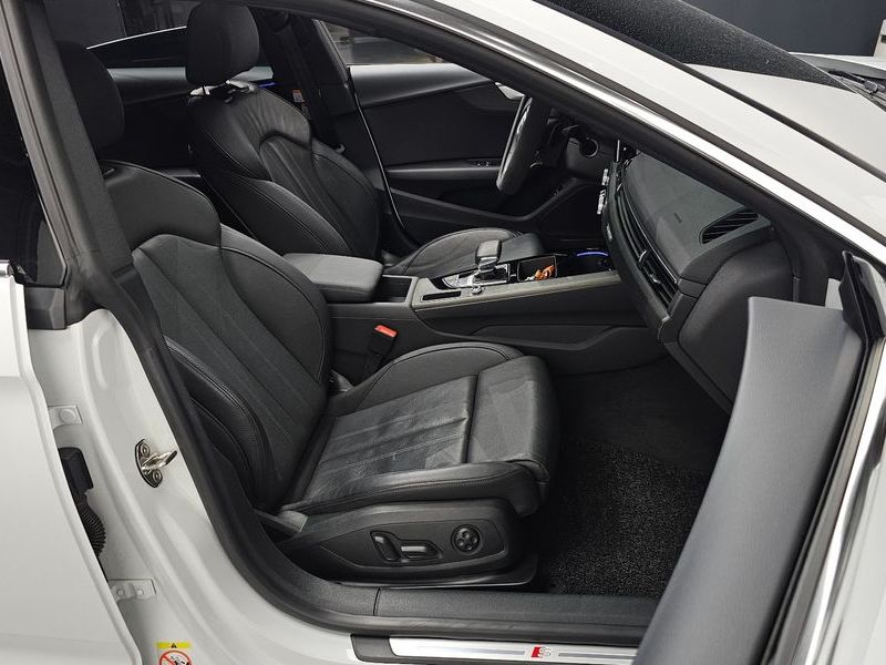 2023 Audi A5 40 TFSI Quattro Premium Sportback photo 12