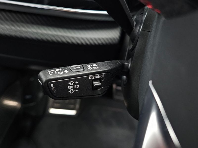 2025 Audi Q8 4.0 TFSI Quattro Performance photo 28