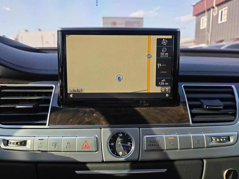 2015 Audi A8 60 TDI Quattro D4 photo 10