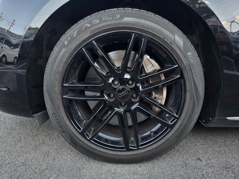 2015 Audi A8 60 TDI Quattro D4 photo 17