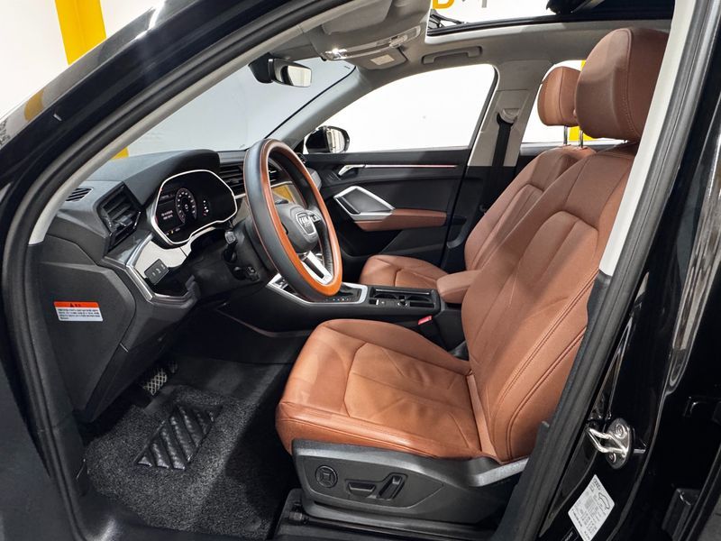 2025 Audi Q3 40 TFSI Quattro photo 11