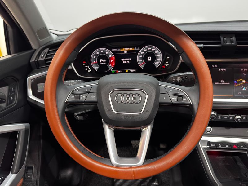 2025 Audi Q3 40 TFSI Quattro photo 12