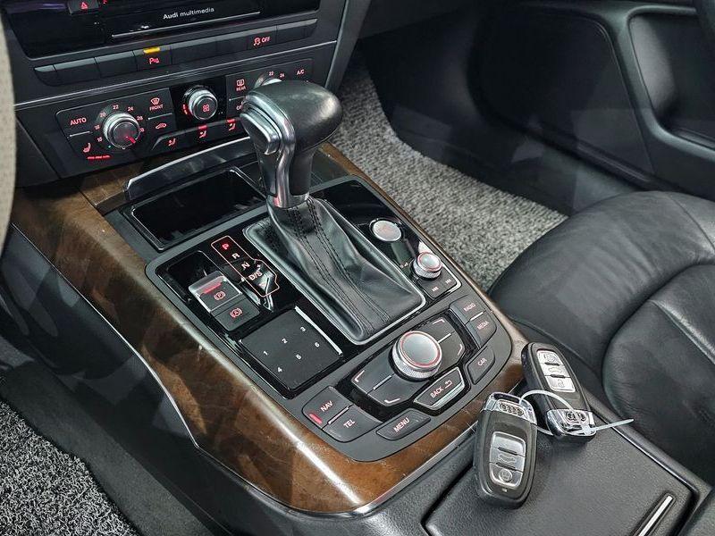 2015 Audi A6 40 TFSI Quattro Dynamic C7 photo 9