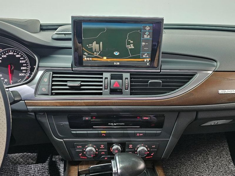 2015 Audi A6 40 TFSI Quattro Dynamic C7 photo 14