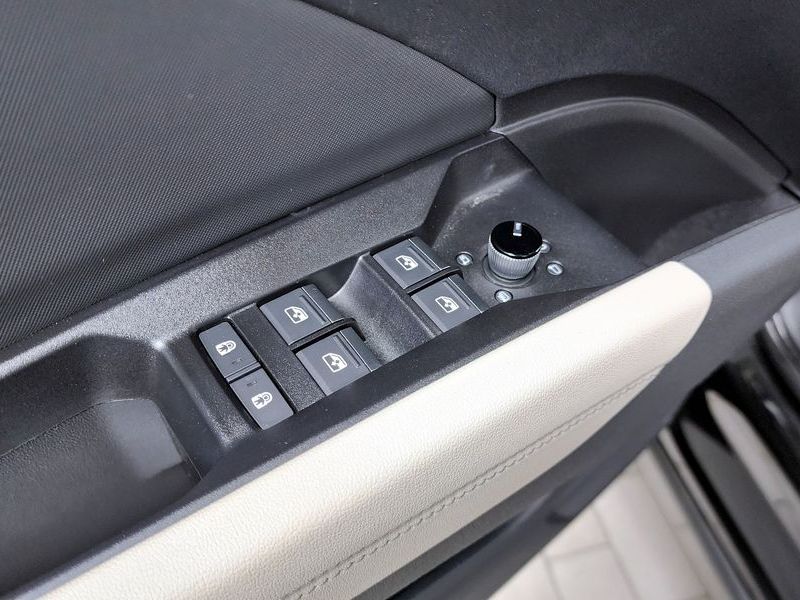 2025 Audi e-tron 45 Premium photo 29
