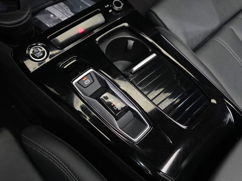 2025 Audi Q6 e-tron Performance Premium photo 9