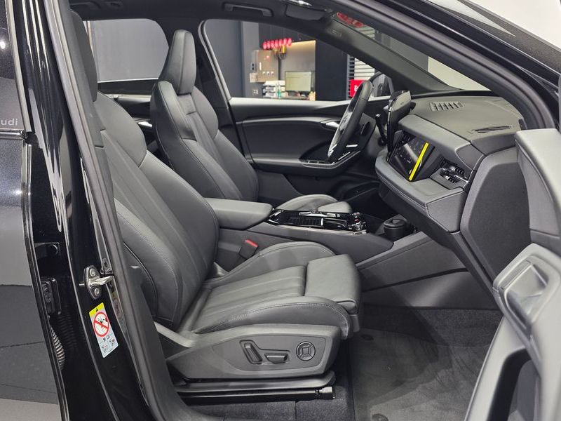 2025 Audi Q6 e-tron Performance Premium photo 11