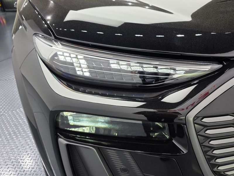 2025 Audi Q6 e-tron Performance Premium photo 22