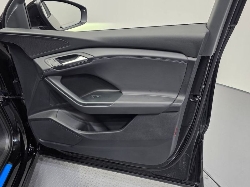 2025 Audi Q6 e-tron Performance Premium photo 24