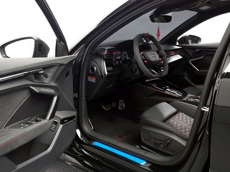 2025 Audi RS3 2.5 TFSI Quattro Carbon Edition photo 10