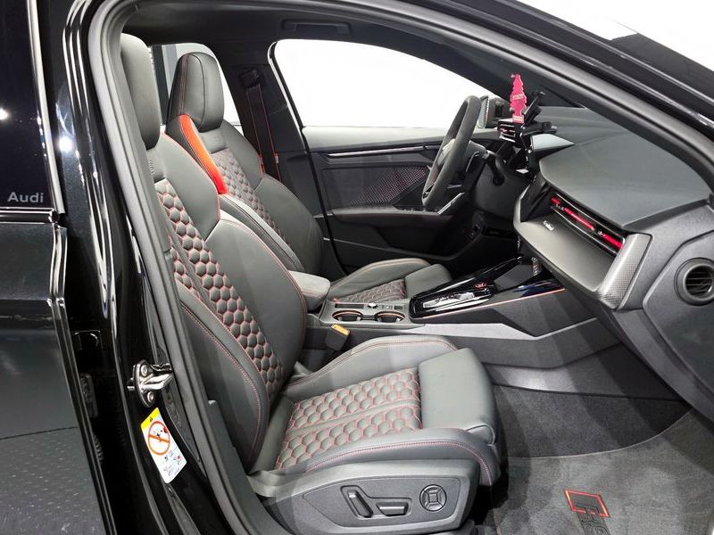 2025 Audi RS3 2.5 TFSI Quattro Carbon Edition photo 11