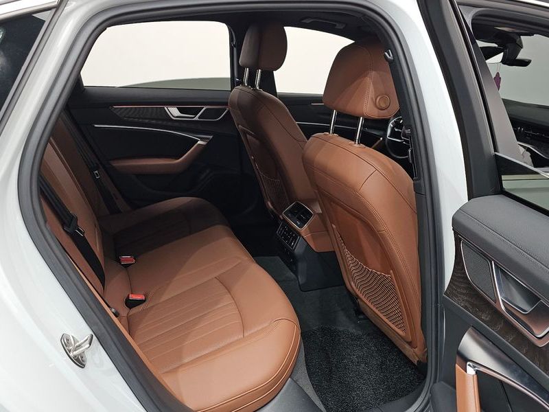 2023 Audi A6 40 TDI Quattro Premium photo 12