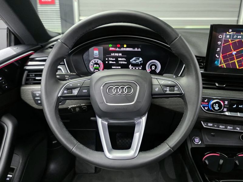 2023 Audi A5 40 TFSI Quattro Premium Sportback photo 12