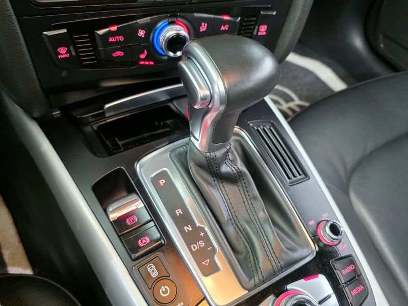 2015 Audi A4 30 TDI B8 photo 9