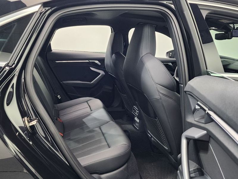 2025 Audi A3 40 TFSI Premium photo 12