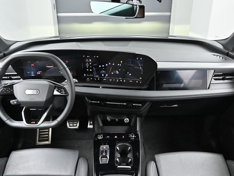 2025 Audi Q6 e-tron Performance Premium photo 7