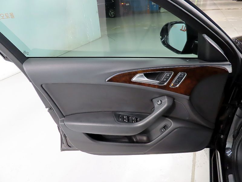 2015 Audi A6 45 TDI Quattro C7 photo 14