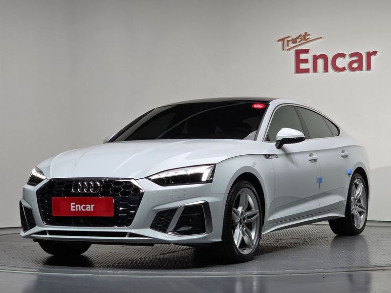 2021 Audi A5 40 TFSI Quattro Premium Sportback photo 1