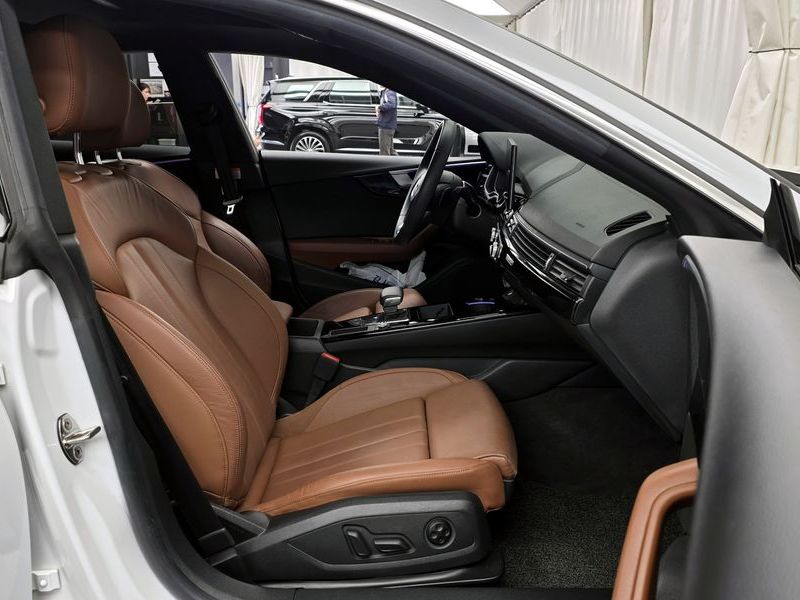 2021 Audi A5 40 TFSI Quattro Premium Sportback photo 11