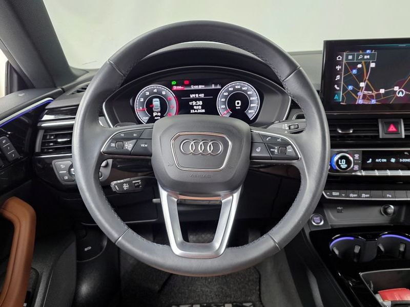 2021 Audi A5 40 TFSI Quattro Premium Sportback photo 13