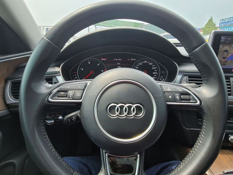 2015 Audi A6 35 TDI Dynamic C7 photo 11