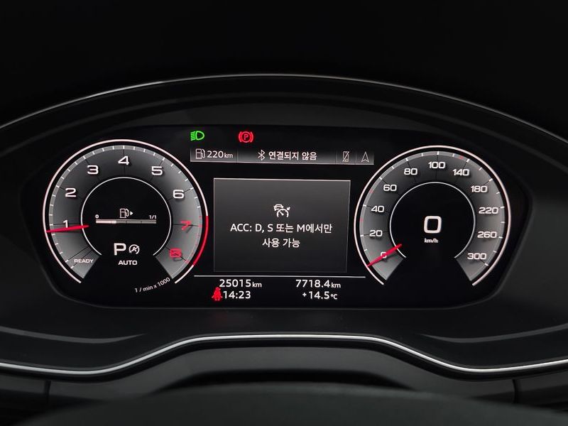 2022 Audi Q5 45 TFSI Quattro Premium Sportback photo 8