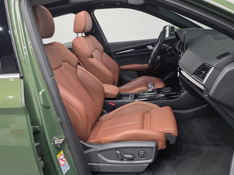 2022 Audi Q5 45 TFSI Quattro Premium Sportback photo 11