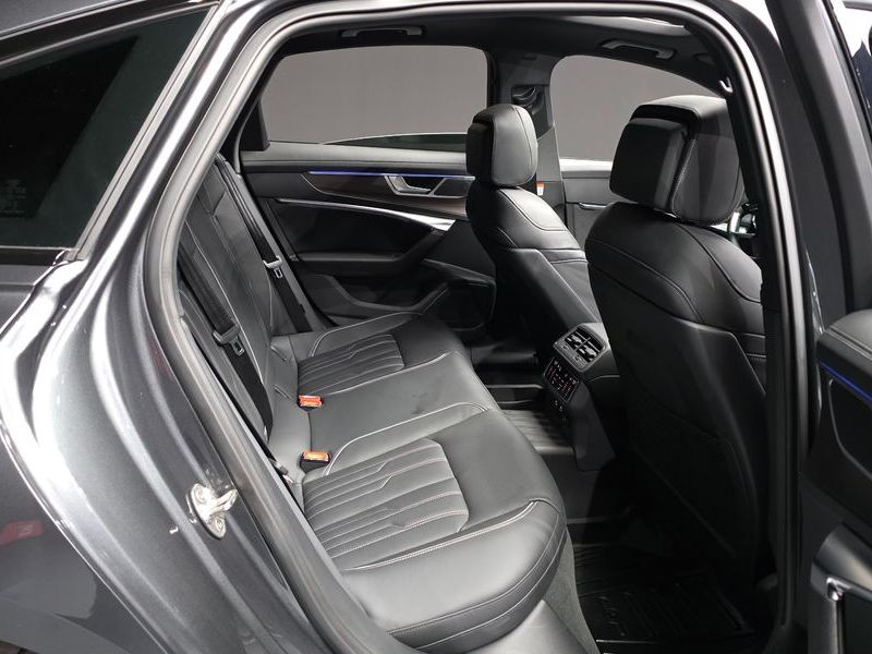 2025 Audi A6 45 TFSI Quattro Premium photo 12