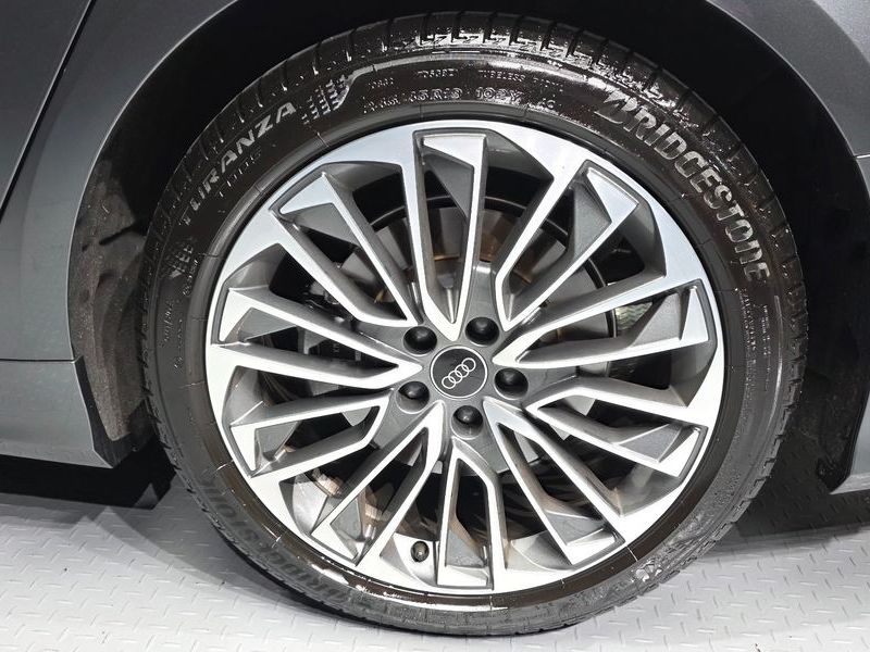 2025 Audi A6 45 TFSI Quattro Premium photo 21
