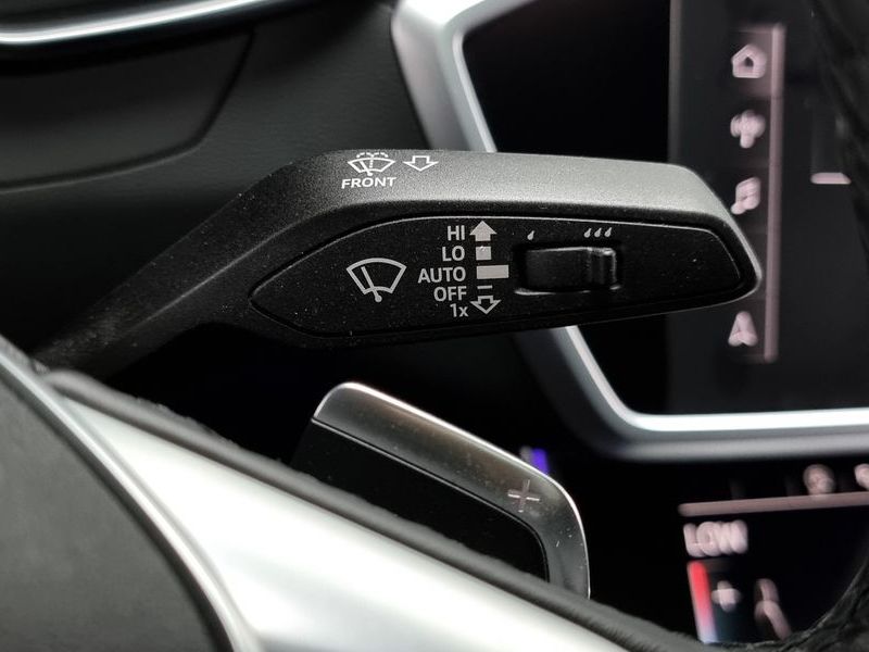 2023 Audi A6 45 TFSI Quattro Premium photo 9