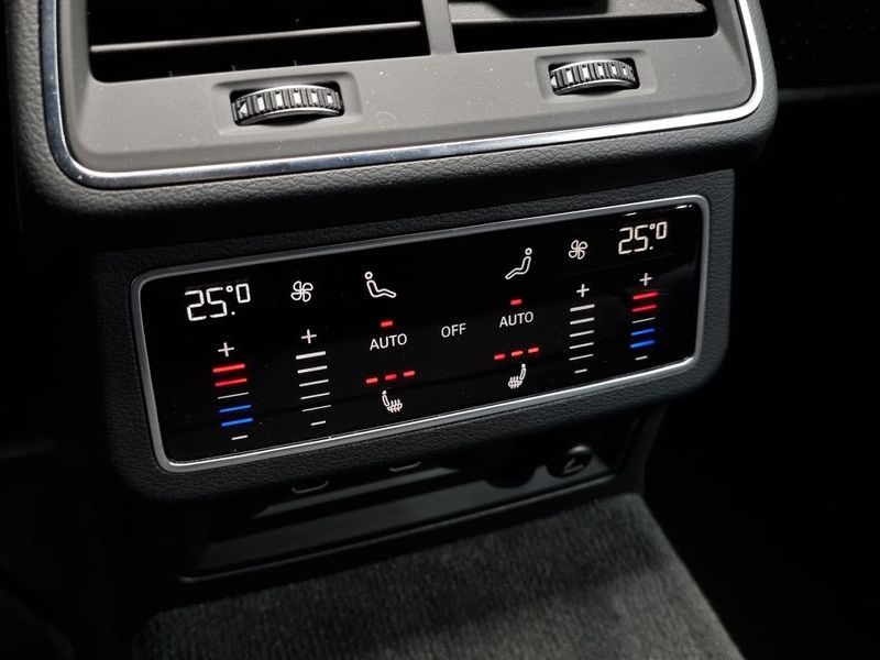 2023 Audi A6 45 TFSI Quattro Premium photo 18