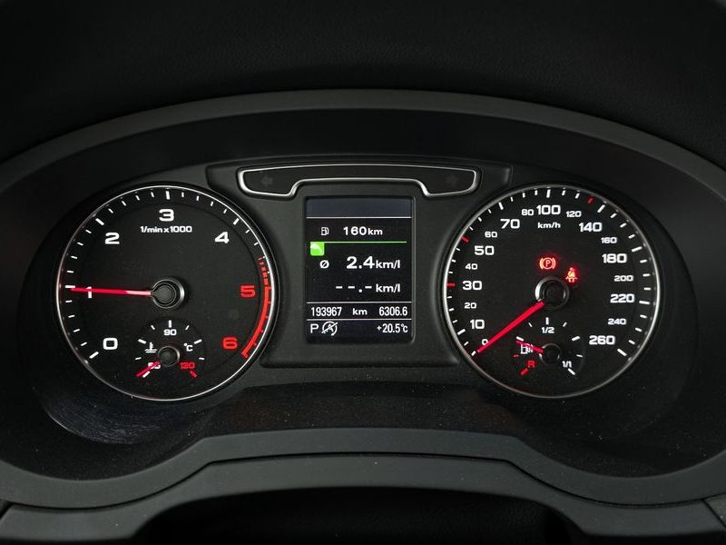 2014 Audi Q3 2.0 TDI Quattro 8U photo 8