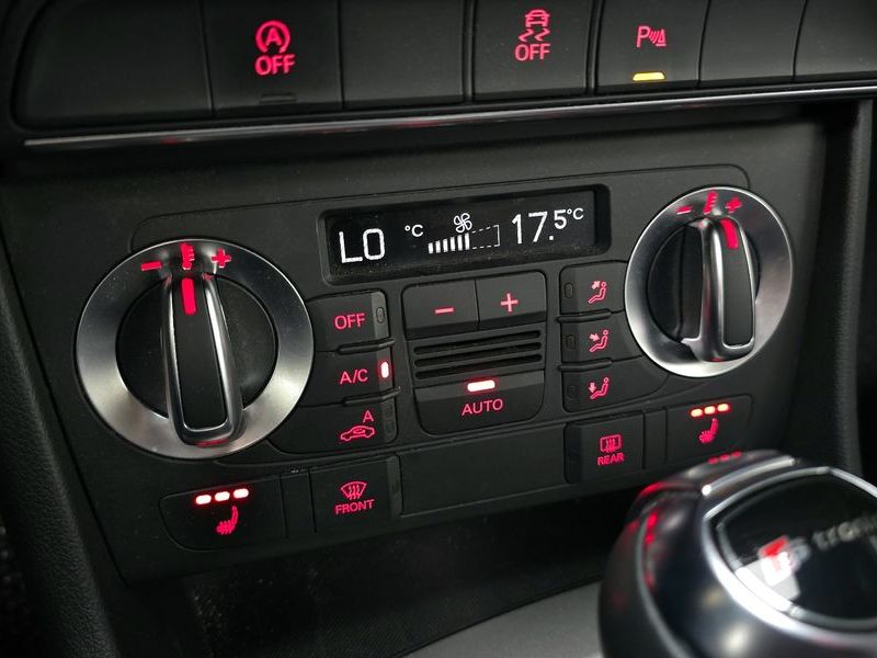 2014 Audi Q3 2.0 TDI Quattro 8U photo 18