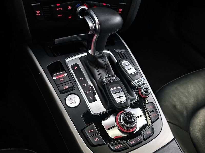 2015 Audi A4 30 TDI Dynamic B8 photo 9