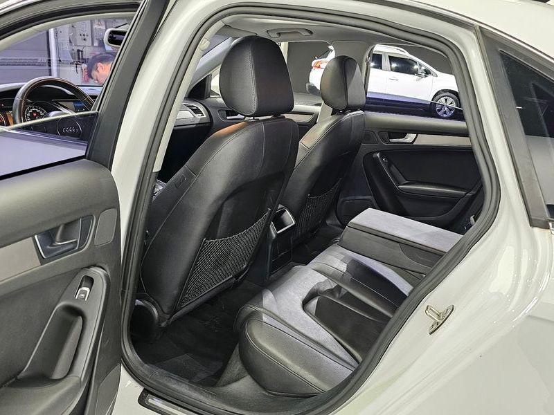 2015 Audi A4 30 TDI Dynamic B8 photo 11