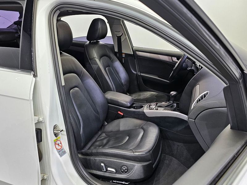 2015 Audi A4 30 TDI Dynamic B8 photo 12