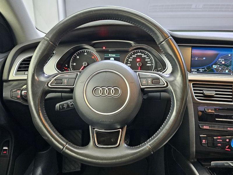 2015 Audi A4 30 TDI Dynamic B8 photo 13