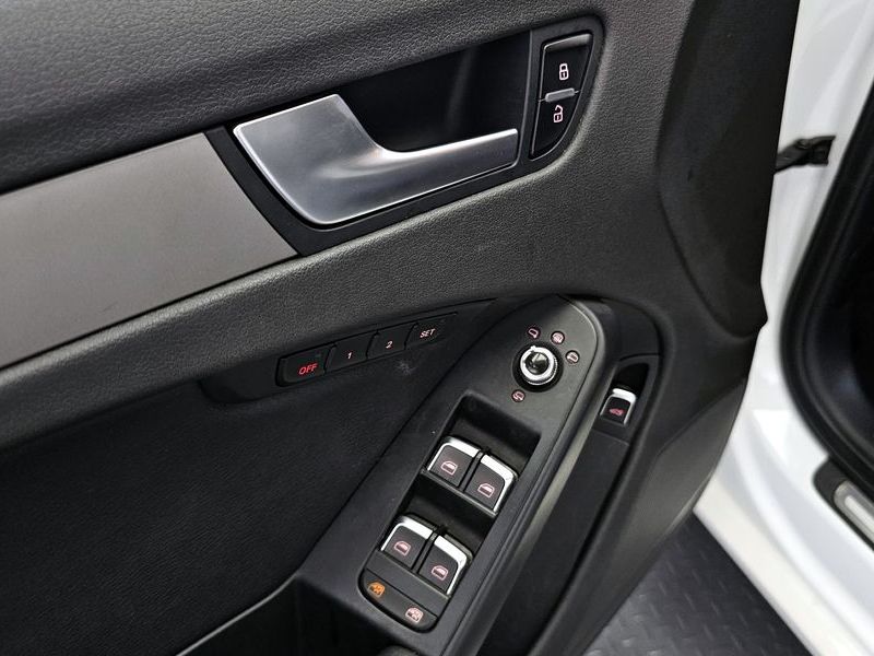 2015 Audi A4 30 TDI Dynamic B8 photo 14