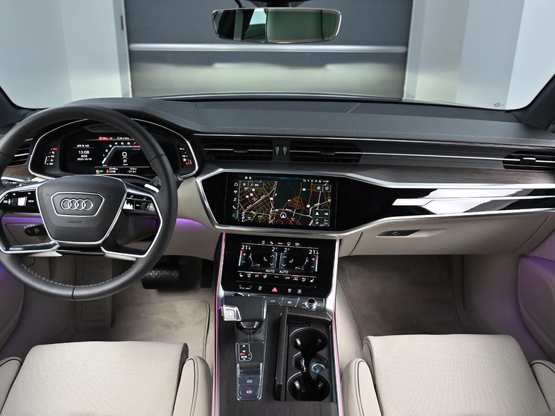 2025 Audi A6 45 TFSI Premium photo 7