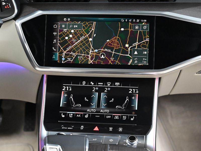 2025 Audi A6 45 TFSI Premium photo 14